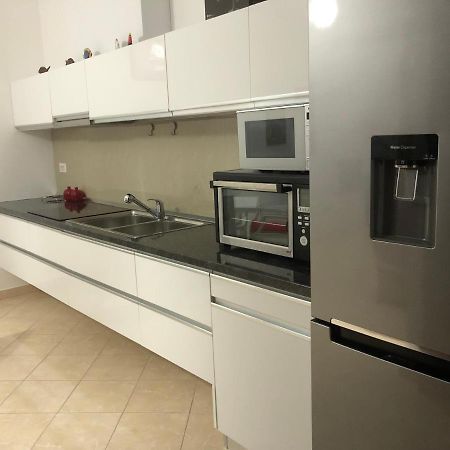 Casa Fronte Mare Appartement Vlorë Buitenkant foto