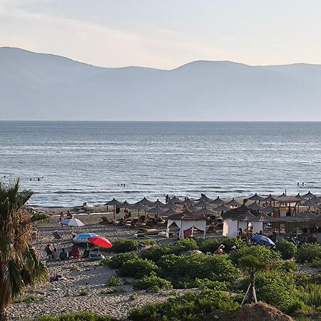 Casa Fronte Mare Appartement Vlorë Buitenkant foto