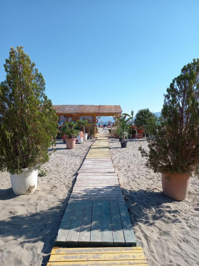 Casa Fronte Mare Appartement Vlorë Buitenkant foto